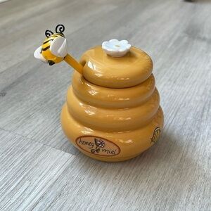 Honey Miel Beehive Honey Jar with Lid and Bee Dipper